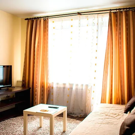 Luxury And Balcony, Минск Исторический Центр Apartament *